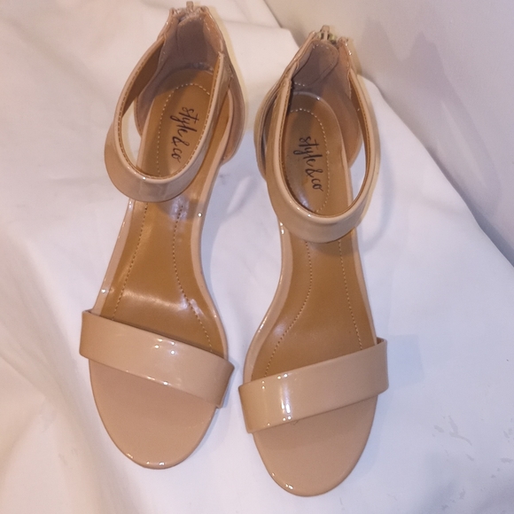 Style & Co PAYCEE Heeled Sandals Nude | size 6.5 US - Picture 4 of 6